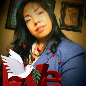 Meet your Posher, Cynthia